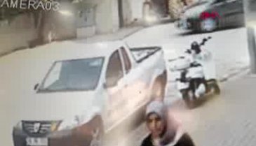 Bursa'da motosikletteki baba ve oğlu kazada yaralandı