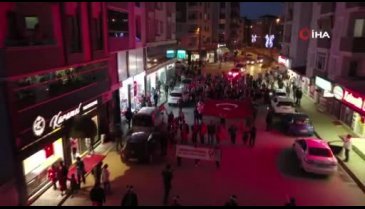 Bursa'da Cumhuriyet coşkusu fener alayı ile başladı