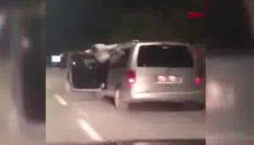 Seyir halinde yaptığı hareket şoke etti!