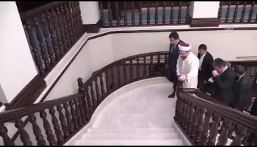 Diyanet İşleri Başkanı Erbaş, Bursa'da gençlerle buluştu