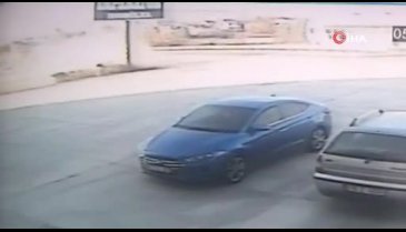 Bursa'da otomobil şarampole böyle uçtu
