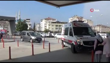 Bursa'da kestiği ağaç üzerine devrildi