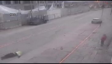 Polis memuru feci şekilde can verdi