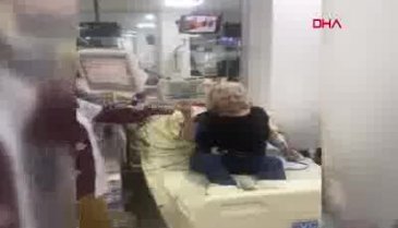 Bursalı hemşire görüntüledi! Çiftetelli ile diyaliz hastaları moral buldu