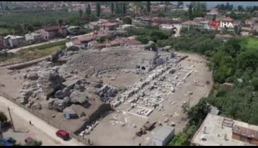 Bursa İznik'ten tarih fışkırıyor