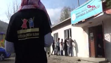 Bursa'da 110 üniversiteli genç, 8 saatte okulu yeniledi