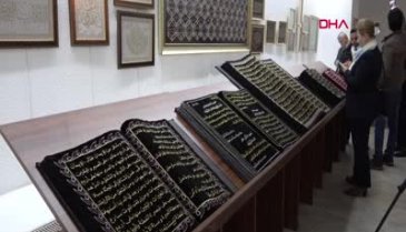 Bursa'da kumaşa nakşettiği Kur'an-ı Kerim'i yüz binlerle buluşturdu