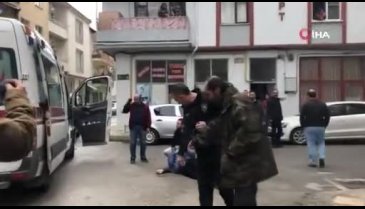 Bursa'da kahvelerin önünde kurşun yağdırdı