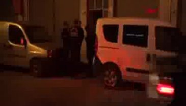 Önce bileklerini kesti sonra da av tüfeği ile canına kıydı