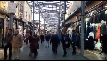 Tüketici Başvuru Merkezi Onursal Başkanı Ağaoğlu'ndan Bursa'da yanıltıcı indirim uyarısı