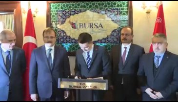 Bakan Pakdemirli Bursa'da: "Son 15 yıldaki seçimlerin en önemlisi"