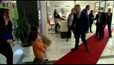 Bursa Büyükşehir Belediye Başkanı Aktaş zeytin toplayan çiftçileri ziyaret etti