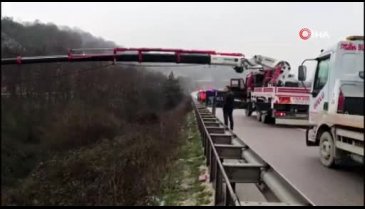 Bursa'da işçi servisi şarampole yuvarlandı: 9 yaralı