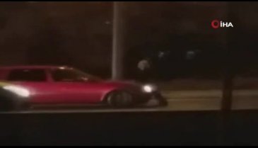 Otomobili kadının üzerine sürdü, büyük tepki gördü