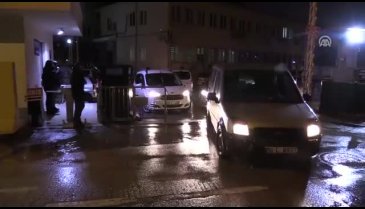 Bursa'da polis uyuşturucu operasyonunda kapıları böyle kırdı!
