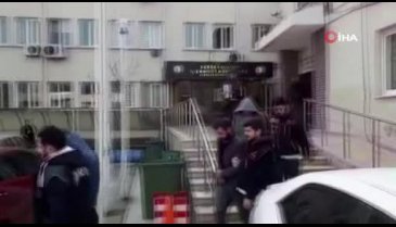 Bursa'da madde kullanan şahısları takip edip torbacılarını buldular