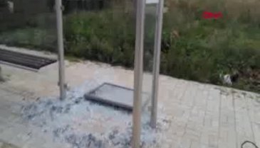 Bursa'da otobüs duraklarına saldırı!