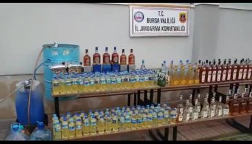 Bursa'da yılbaşı öncesi vatandaşı zehirleyeceklerdi, yakalandılar!