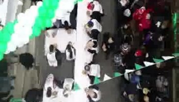 Bursa'da "tahinli pide" yeme yarışması düzenledi