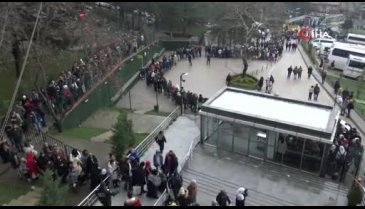 Bursa teleferikte kilometrelerce kuyruk