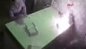 Bursa'da tamir ettiği tablet patladı, iki eli ve kulağı yandı