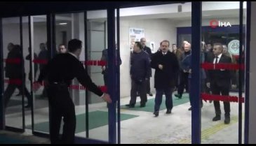 Bursa Valisi Canbolat hastanede taziyeleri kabul etti
