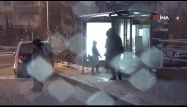 Bursa'nın üst kesimlerinde kar 15 santimetreye ulaştı
