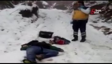 Bursa Uludağ'da aç hayvanlara yemek götürürken öldü