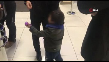 Bursa'da küçük çocuk üzerinde notla annesi tarafından terk edildi