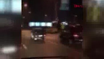 Bursa'da kural ihlalleri yapan kamyonet sürücüsüne tepki