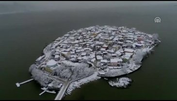 Bursa Gölyazı beyaz örtüsüyle ayrı güzel