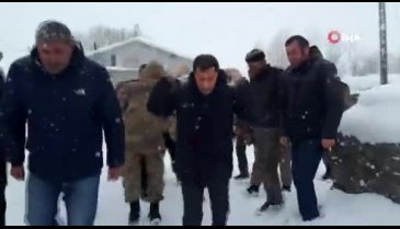 Kerpiç evde göçük! Ölü ve yaralılar var