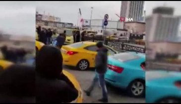 Dolmuşçuların korna kavgası kamerada