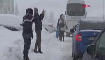 Bursa Uludağ tatilci akınına uğradı