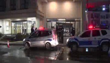 Alışveriş merkezi önünde silahlı saldırı: 1 kadın ağır yaralı