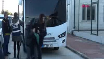 Masaj salonunda fuhuş rezaleti! Mal varlıklarını öğrenen şok geçirdi