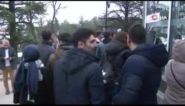 Bursa'da saatlerce beklediler!