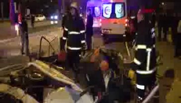 Trafik magandası lüks otomobiliyle dehşet saçtı! İki kişi...