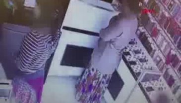 Telefon hırsızları küçük çocuğu da suçlarına alet ettiler