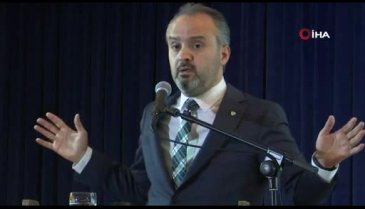 Kentsel dönüşümü eleştiren Bozbey'e, Aktaş'tan sert cevap: "Bunların ruhsatlarını kim verdi?"