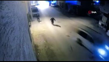 Bursa'da 4 yaşındaki çocuk babasının elinden kaçınca otomobilin altında kaldı