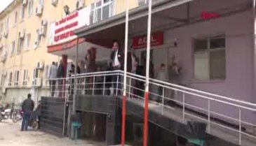 Yeni doğan bebeği çuvala koyup, boş araziye bıraktılar