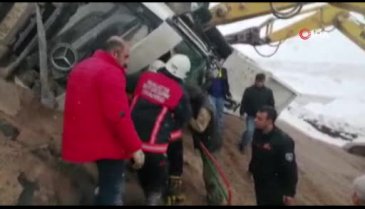Taş ocağında feci kaza