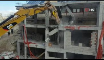 Kapadokya'da otel yıkımları başladı