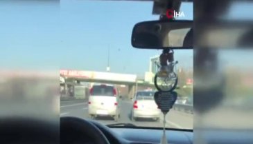 İnatçı sürücüler trafiğe birbirine kattı