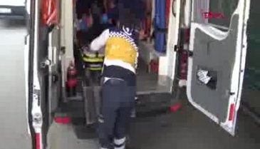 Bursa'da üzerine televizyon fırlatan arkadaşını bıçakladı