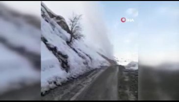 İçme suyu metrelerce havaya fışkırdı