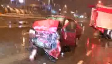 Feci kaza! Ölü ve yaralılar var...