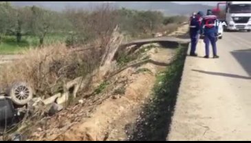 Bursa'da takla atan araçtan sağ çıktı