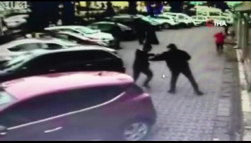 Sokak ortasında kurşun yağdırdı! O anlar anbean kaydedildi